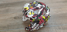 Lade das Bild in den Galerie-Viewer, Casco artes marciales hidroimpresion HLC-052 Lámina hidroimpresión llamas y calaveras