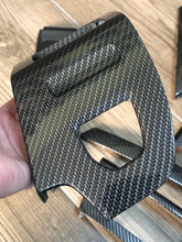 Cargar imagen en el visor de la galería, HFC-132 Hidroimpresión molduras coche en Film de fibra de carbono con colores negro y plata.