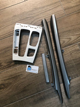 Cargar imagen en el visor de la galería, HFC-096 hidroimpresión molduras BMW | Lámina hidroimpresión