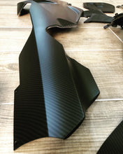 Cargar imagen en el visor de la galería, PIEZA EN MATE HFC-125 Lámina para hidroimpresión fibra de carbono