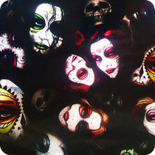 Lade das Bild in den Galerie-Viewer, HLC-070 Lámina Hidroimpresión Llamas y Calaveras