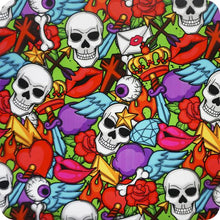 Lade das Bild in den Galerie-Viewer, HLC-077 Lámina hidroimpresión llamas y calaveras