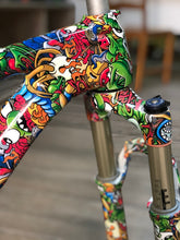 Lade das Bild in den Galerie-Viewer, HOT-045 BICICLETA PERSONALIZADA CON HIDROIMPRESION | Lámina de water transfer printing monstruos