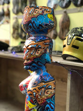 Load image into Gallery viewer, HOT-049 Tótem decoración hidroimpresión con film grafitti molón