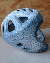 Load image into Gallery viewer, HME-052 casco protector artes marciales personalizado hidroimpresión Metal
