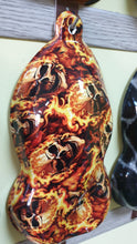 Cargar imagen en el visor de la galería, HLC-095 Lámina hidroimpresión cráneos en llamas
