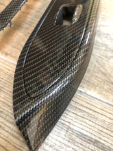 Load image into Gallery viewer, HFC-132 Hidroimpresión molduras coche en Film de fibra de carbono con colores negro y plata.

